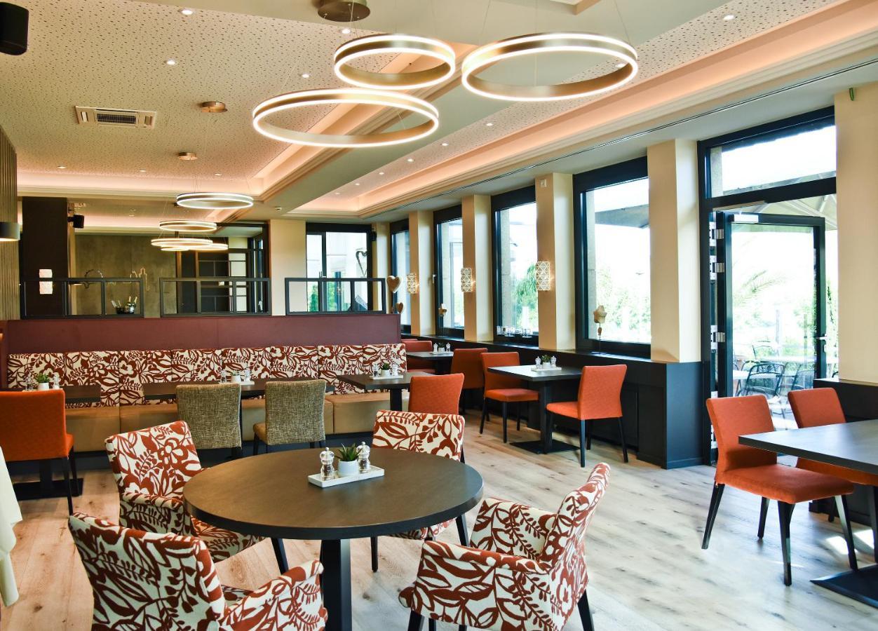 Parkhotel Am Schänzchen Andernach Exterior foto