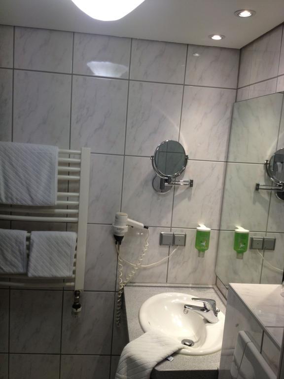 Parkhotel Am Schänzchen Andernach Zimmer foto